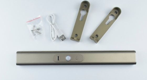 3000k/4000k/6000k Color Temperature Wardrobe Hanging Rail Light with PIR Sensor and PMMA