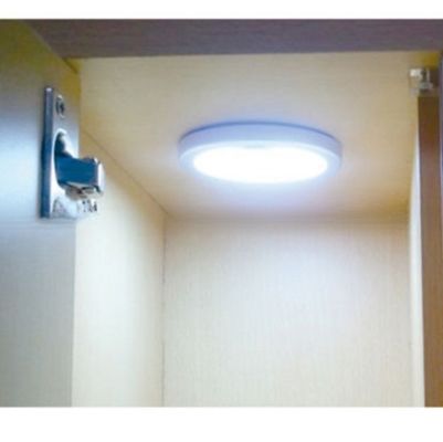 Customizable Lighting Design 3W LED Wardrobe Light with Infrared Sensor and Warm White CCT